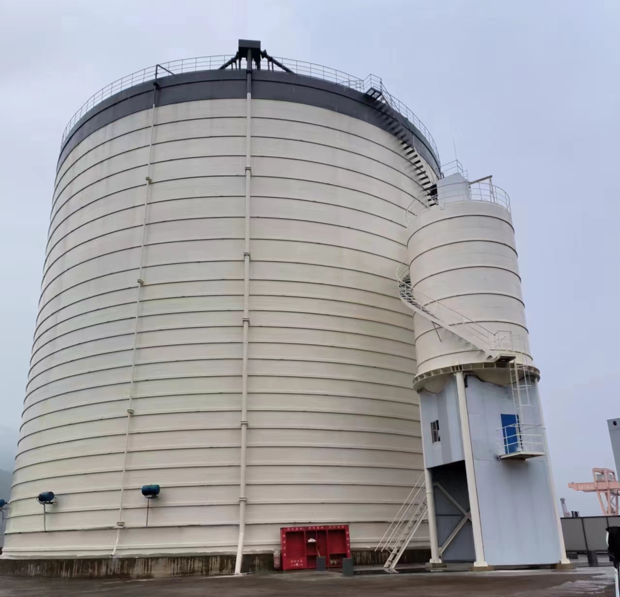 雁峰10万吨水泥钢板库